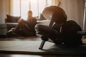 CBA-奎因30+6+9焦泊乔6中6 广东力克深圳