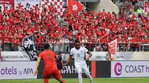 杭州莲花球场很漂亮 可惜国足没有哪吒 提前练了这么久 还是练个寂寞