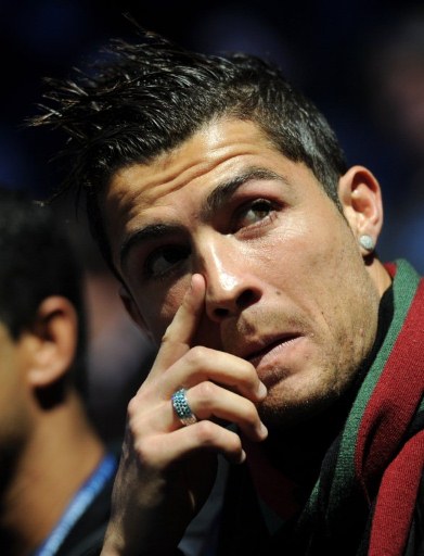 占据主动 占据主动